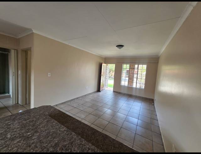 1 BEDROOM TOWNHOUSE FOR SALE IN THREE RIVERS